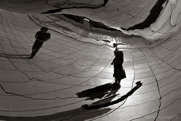 cloudgate reflection