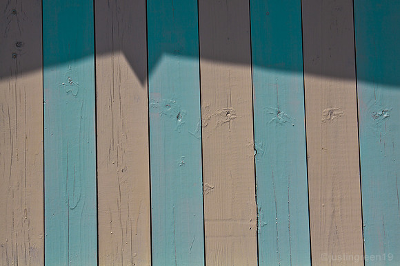 blue white stripes